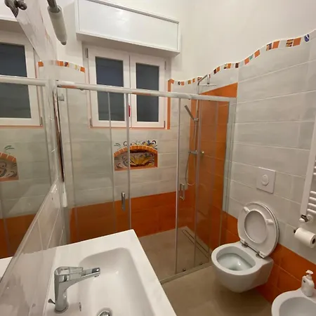 Domus Avi - Alojamento de Acomodação e Pequeno-almoço